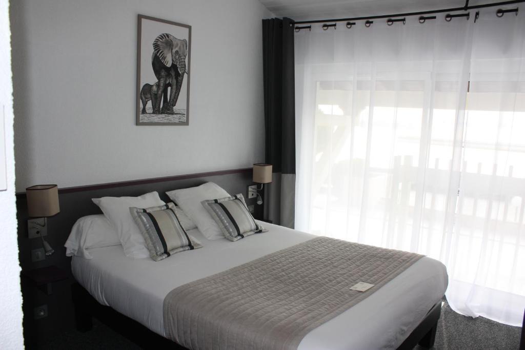 Logis Hotel Restaurant La Citadelle Blaye Ngoại thất bức ảnh